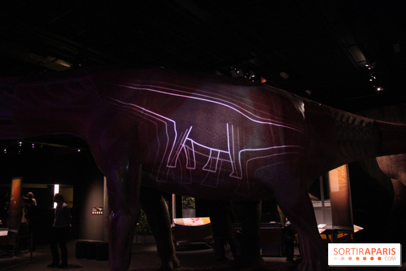 Dinosaure, la vie en grand au Muséum