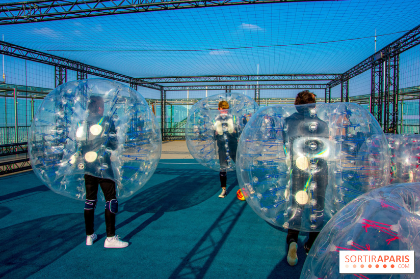 Animation de Bubble Foot sur la Tour Montparnasse