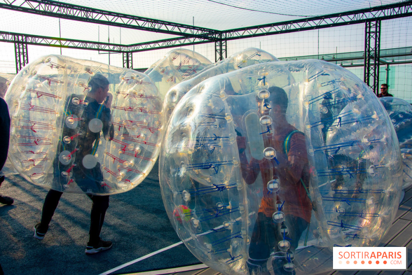 Animation de Bubble Foot sur la Tour Montparnasse
