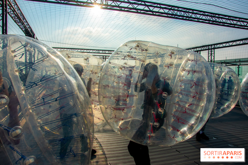 Animation de Bubble Foot sur la Tour Montparnasse