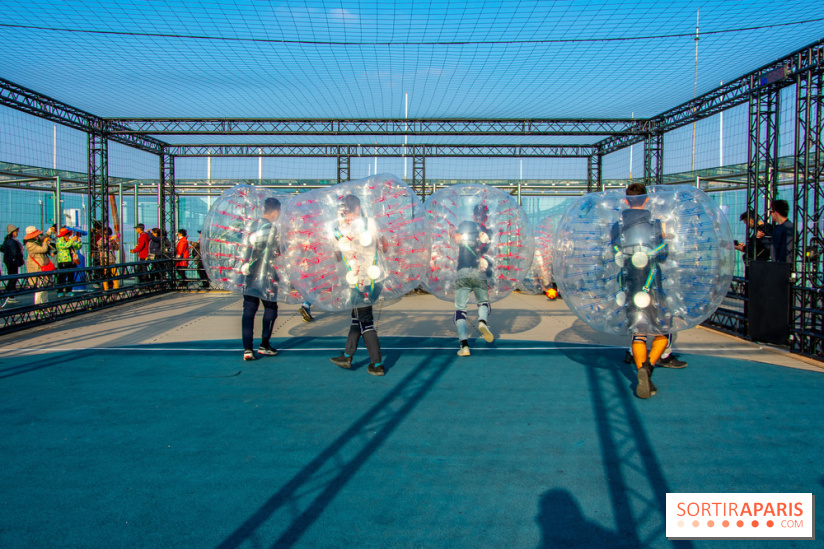 Animation de Bubble Foot sur la Tour Montparnasse