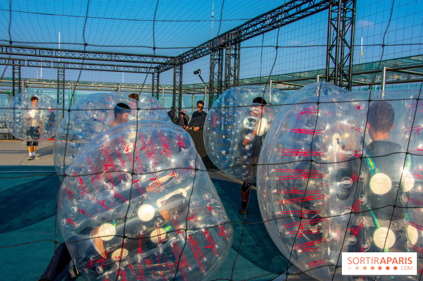 Animation de Bubble Foot sur la Tour Montparnasse