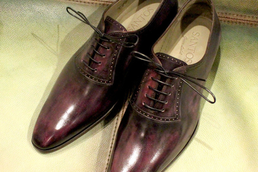 Souliers de la collection JMLEGAZEL, patine Black Orchidée