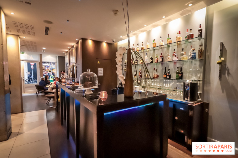 Tea-time Hotel Duo by Kevin Lacote