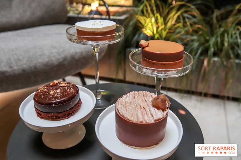 Tea-time Hotel Duo by Kevin Lacote