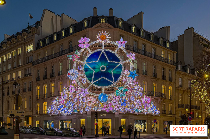 Les illuminations de Noël 2025 de la Maison Dior au 30 Montaigne dès ce week-end à Paris - le thème