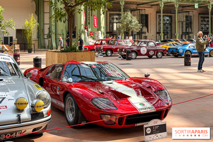 Tour Auto 2026 : plus de 230 voitures de collection s'exposent sous la verrière du Grand Palais