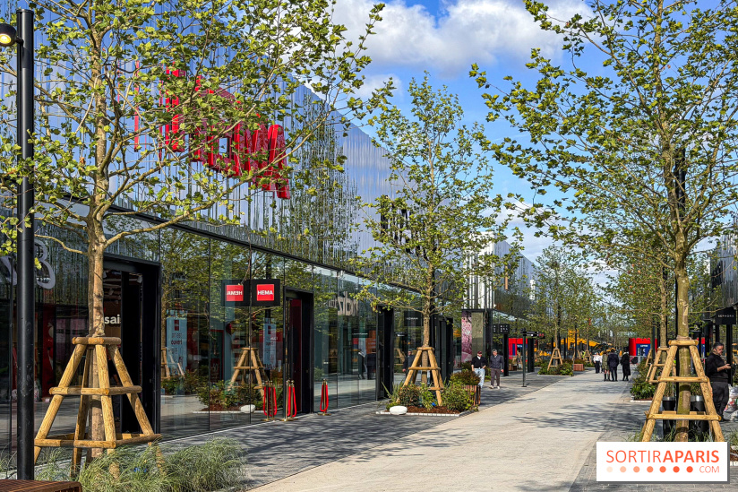 Un complexe shopping-loisirs XXL ouvre ce jeudi en Essonne avec fontaine, shows et parc à dinosaures