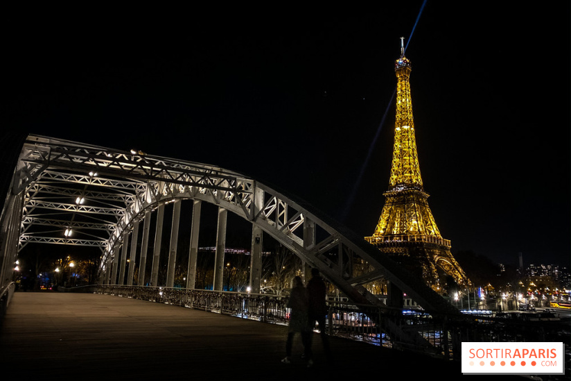 Visuel Paris Tour Eiffel pont nuit