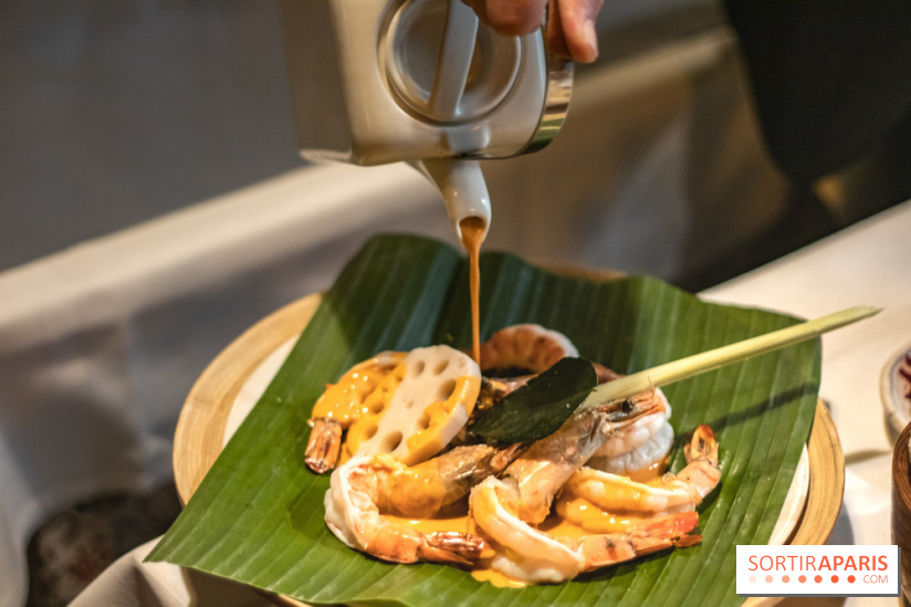 Djakarta-Bali : pepes udong (gambas à l'étuvée dans une feuille de bananier)