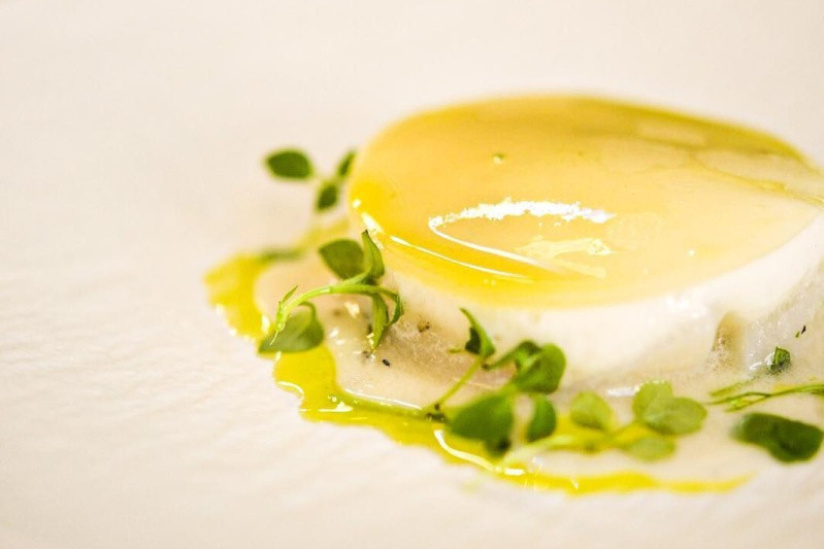 L'Inaperçu, une fusion unique de photographie et bistronomie dans le Marais