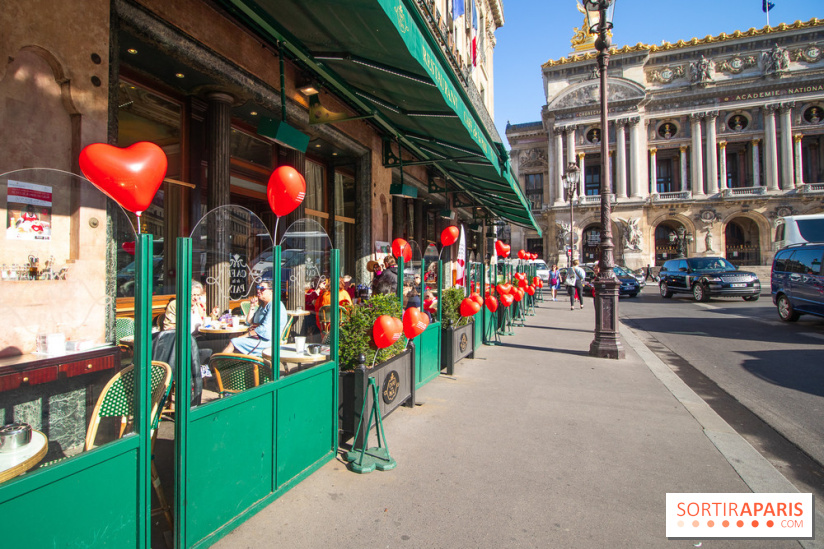 Den inderlige træstamme på Café de la Paix - Sortiraparis.com