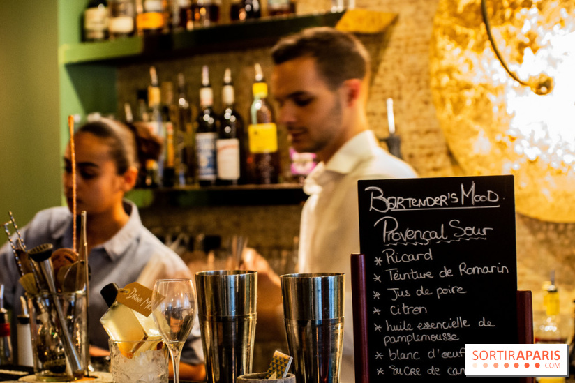 Gloster Bar, les photos