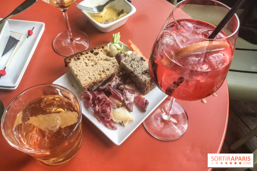 Café la Jatte passe en mode Corse - Photos