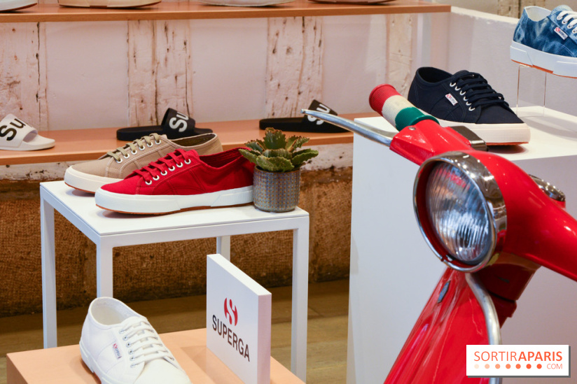 Superga ouvre sa première boutique parisienne