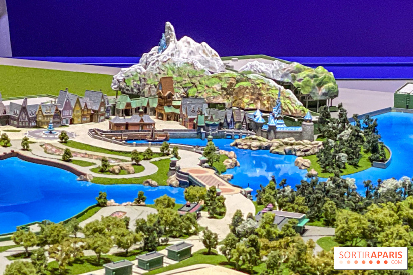 Visuels Disneyland Paris Disney Adventure World maquette Reine des Neiges