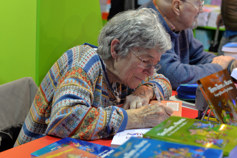 Bernadette Després, Dessinatrice De Tom-Tom Et Nana, Nommée Chevalier ...