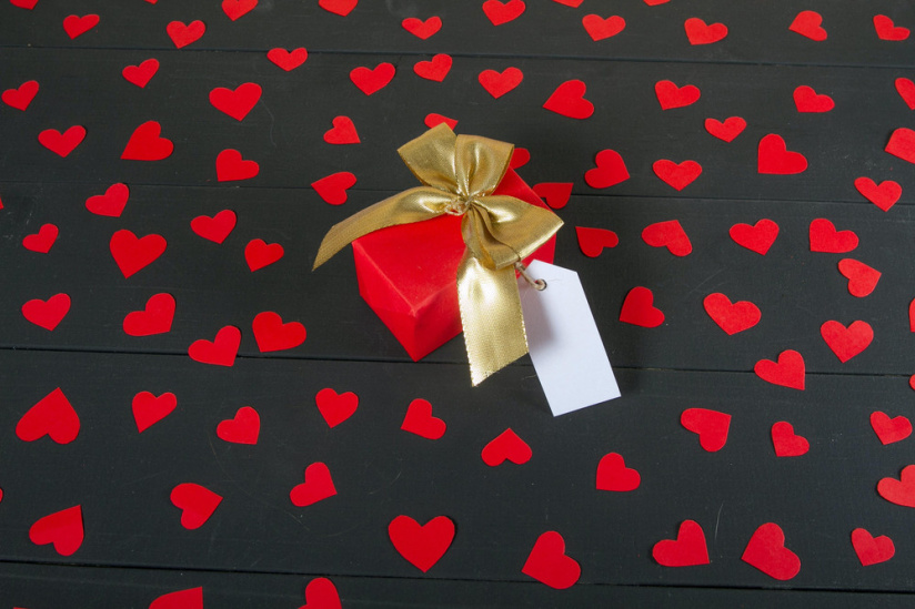 Cadeau Saint-Valentin 2024 : des cadeaux romantiques et coquins