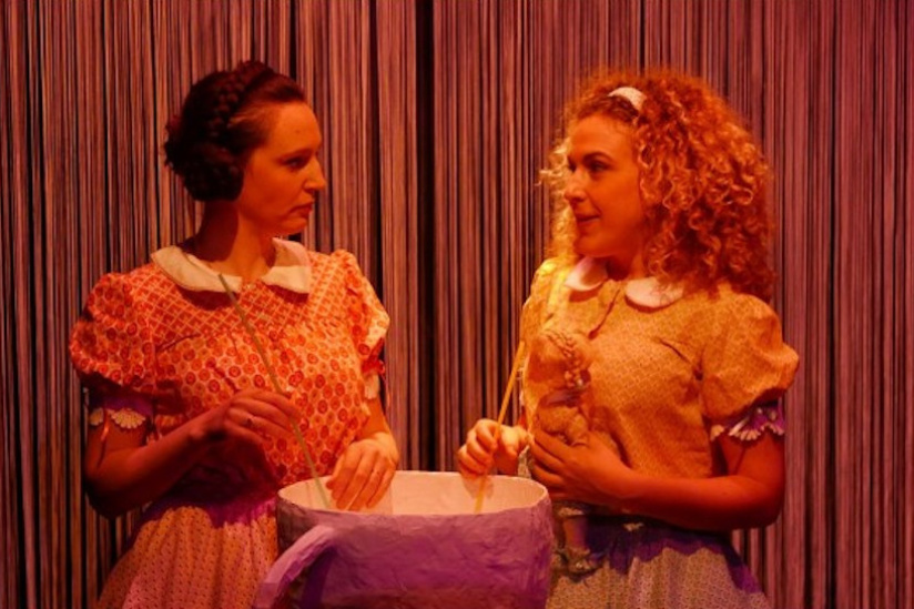 Les Petites Filles Modèles au Théâtre Lucernaire