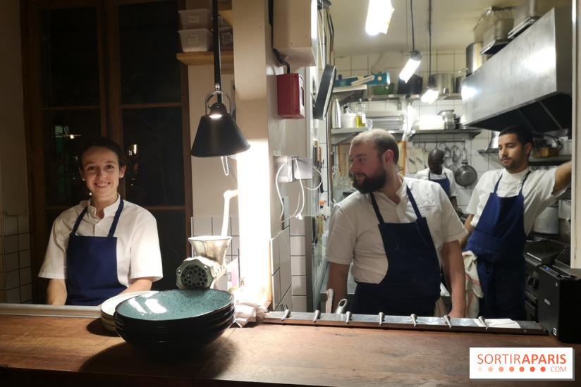 Restaurant Mieux - La brigade dans la cuisine ouverte