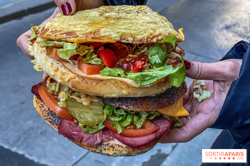 Noo York Hot Dog Bagel