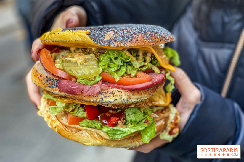 Noo York Hot Dog Bagel