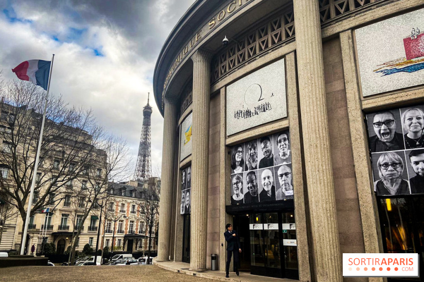 JR installe des portraits sur le Palais d'Iéna
