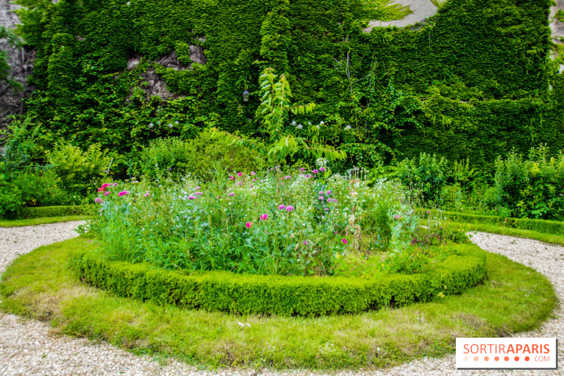 Le jardin des Arts-Albert Schweitzer à Paris, les photos