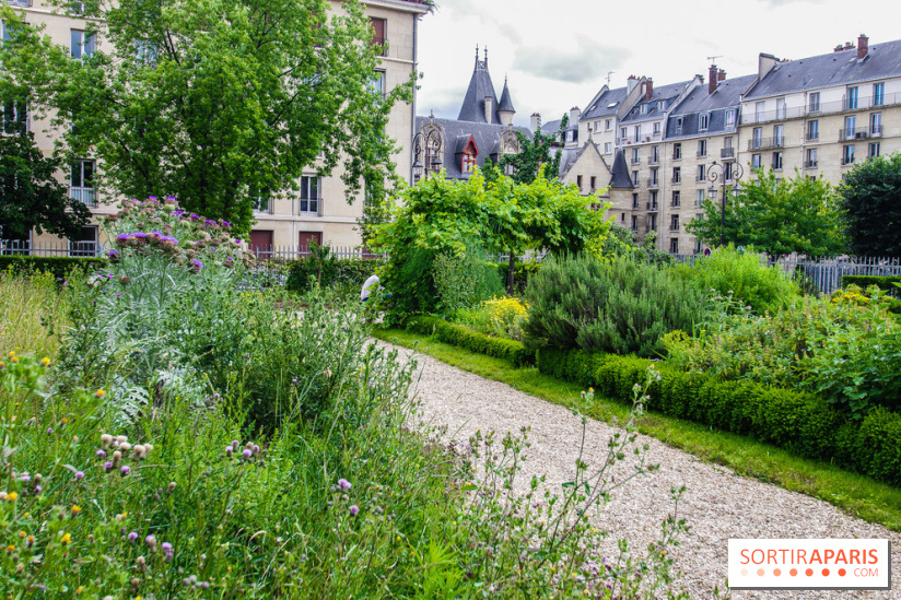 Le jardin des Arts-Albert Schweitzer à Paris, les photos
