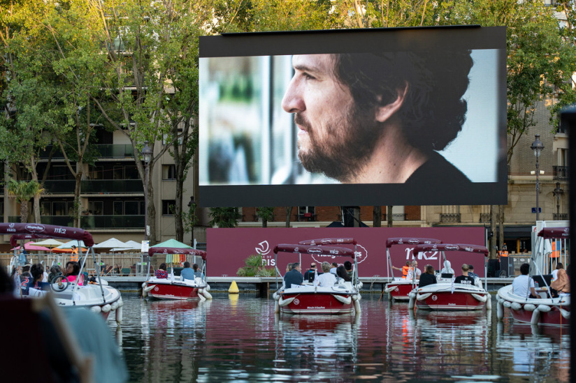 Photos du cinéma sur l'eau de Paris Plages
