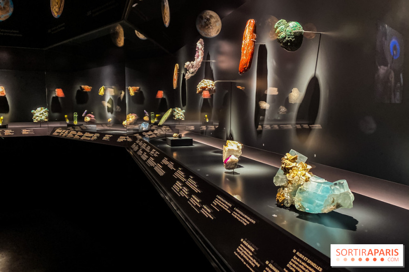 Photos Exposition Pierres Précieuses, du minéraux aux bijoux avec le Joaillier Van Cleef & Arpel vue