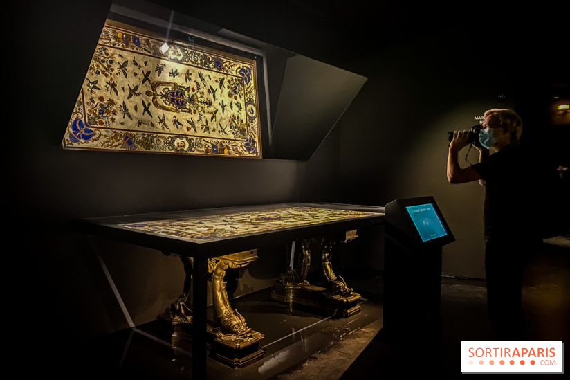 Photos Exposition Pierres Précieuses, du minéraux aux bijoux avec le Joaillier Van Cleef & Arpel