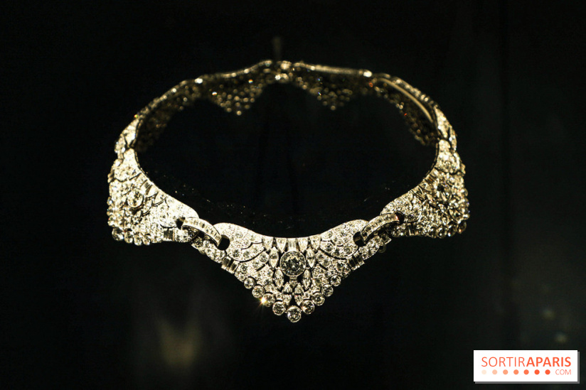 Photos Exposition Pierres Précieuses, du minéraux aux bijoux avec le Joaillier Van Cleef & Arpel