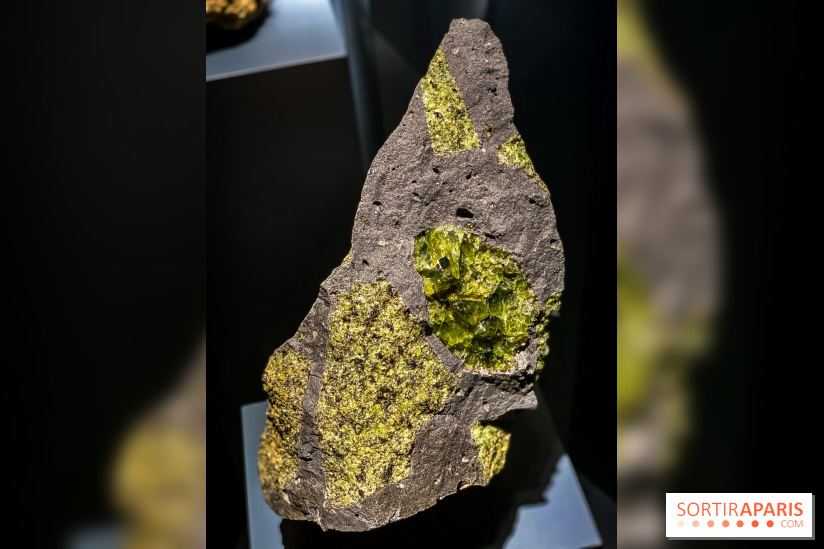 Photos Exposition Pierres Précieuses, du minéraux aux bijoux avec le Joaillier Van Cleef & Arpel