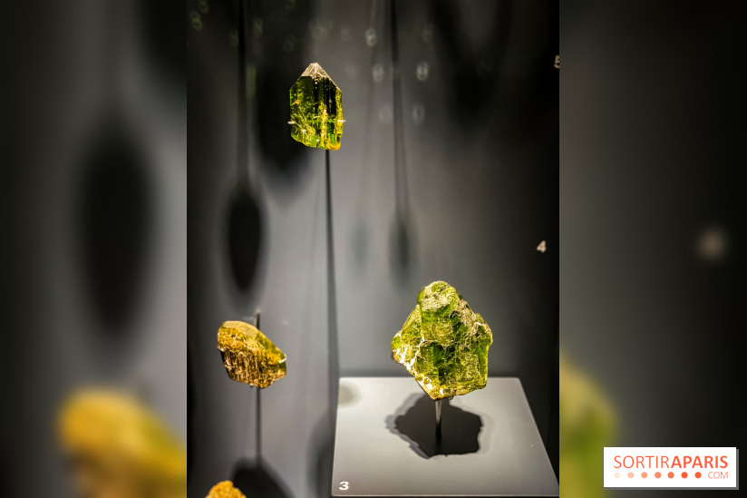 Photos Exposition Pierres Précieuses, du minéraux aux bijoux avec le Joaillier Van Cleef & Arpel