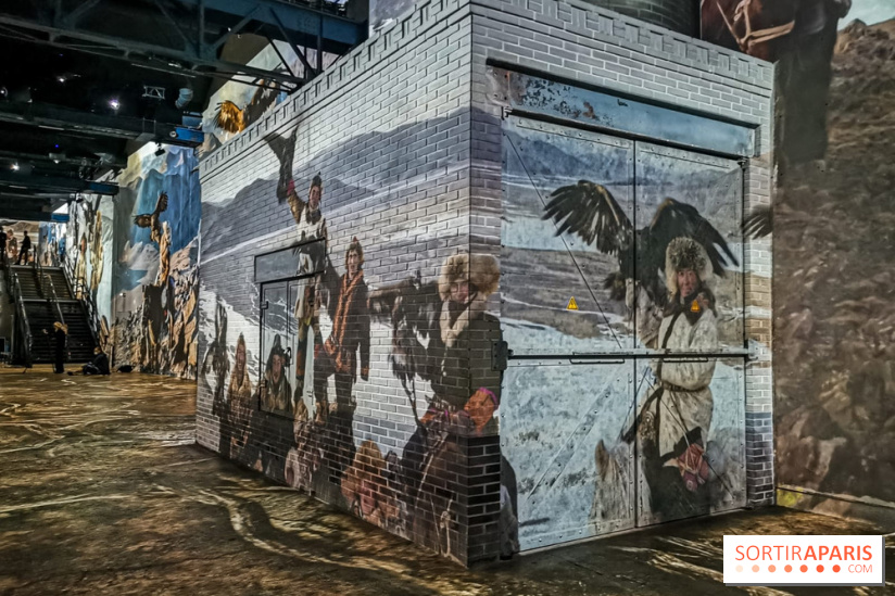 Photos : Exposition immersive Jimmy Nelson : The last sentinels à l’Atelier des Lumières 