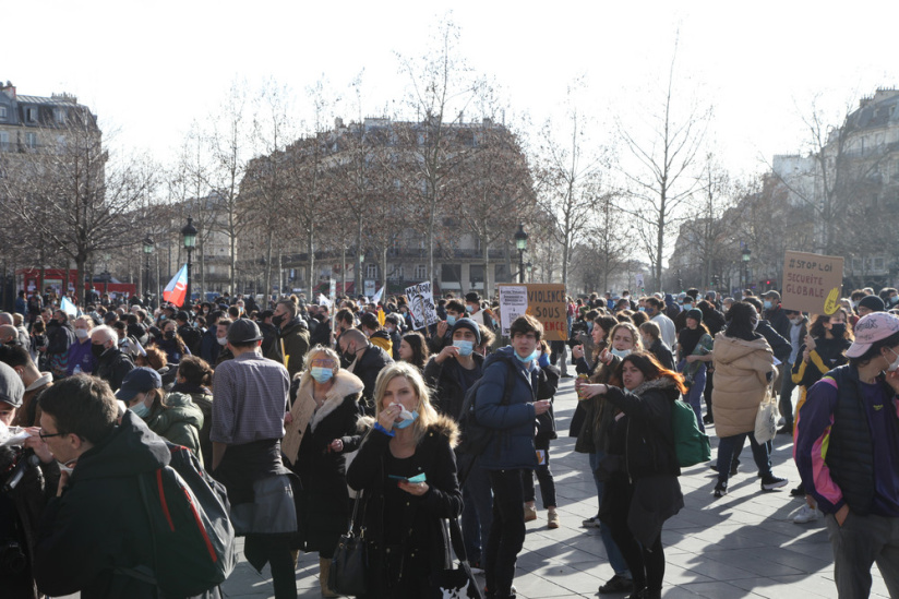 Manifestation Nationale Pour Les Libertés Place De La République à ...