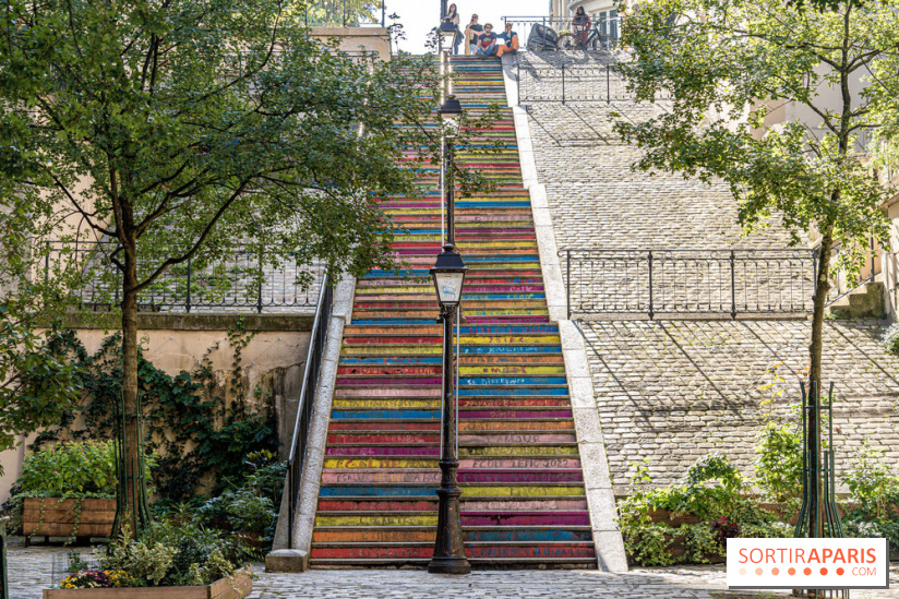 Montmartre Paris - escalier coloré