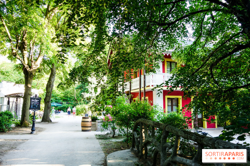 Rosa à l'Est - Porte Jaune, nos photos