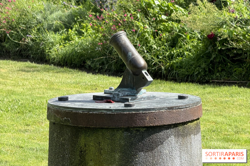 Le saviez-vous ? Un petit canon dans le jardin du Palais-Royal permettait de savoir l'heure !