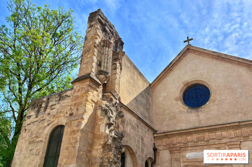 cette église en face de Notre-Dame 