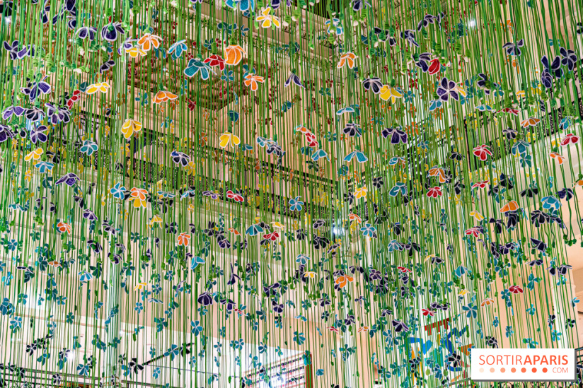 Les fleurs de Thebe Magugu au Bon Marché