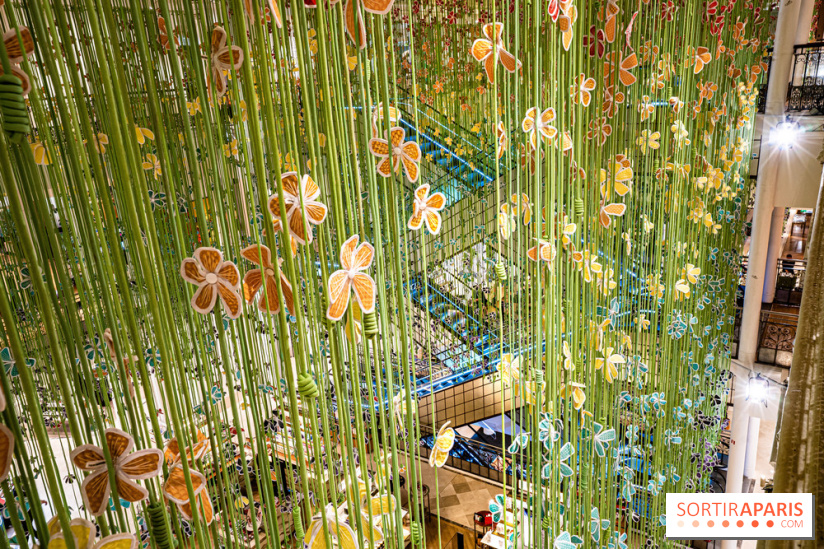 Les fleurs de Thebe Magugu au Bon Marché