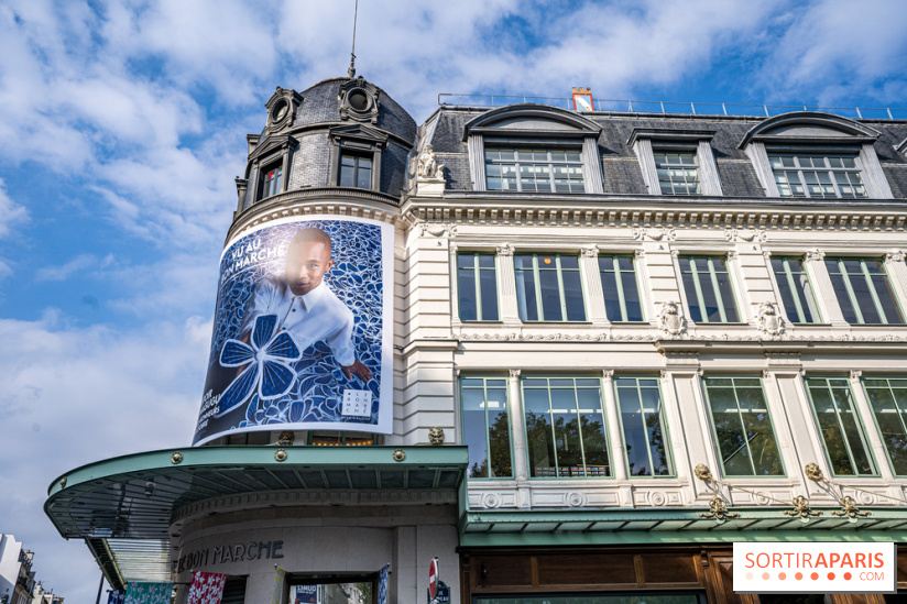 Les fleurs de Thebe Magugu au Bon Marché