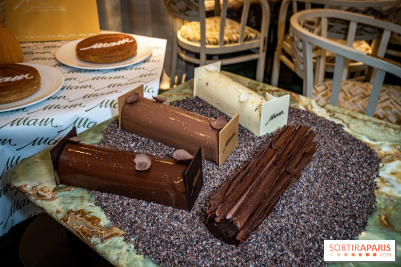 Photos : Les Bûches de Noël 2021 et galettes 2022 de Pierre Chirac et Stephanie Le Quellec