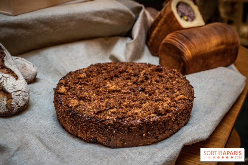 Photos : Les Bûches de Noël 2021 et galettes 2022 de Pierre Chirac et Stephanie Le Quellec