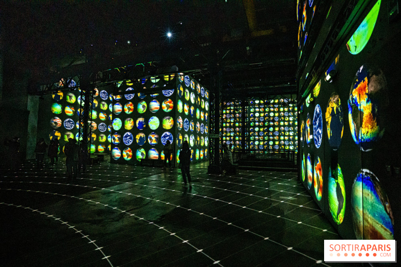 Photos : Destination Cosmos à l'Atelier des Lumières