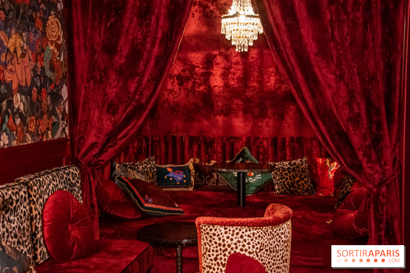 Yagō, le bar intimiste aux allures de maison close à Pigalle