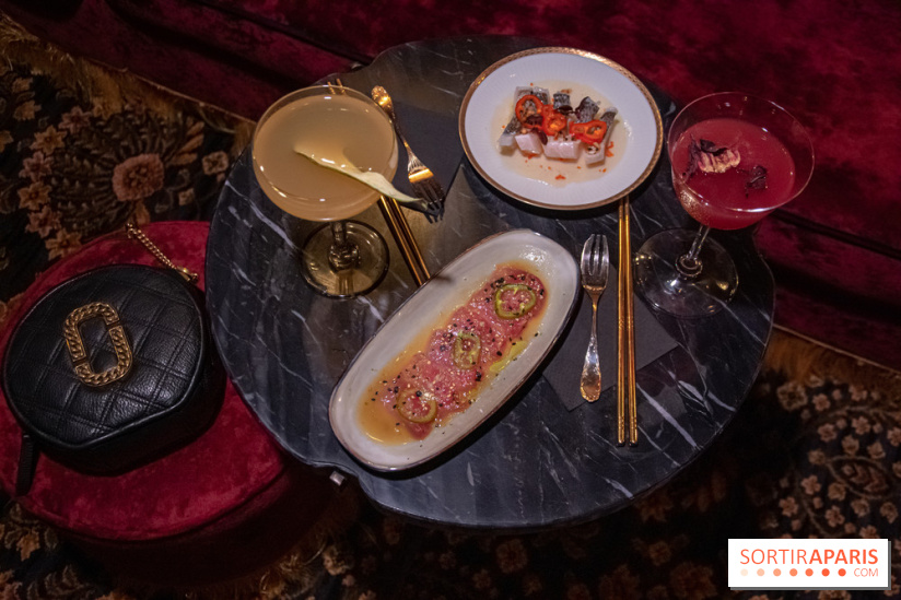 Yagō, le bar intimiste aux allures de maison close à Pigalle