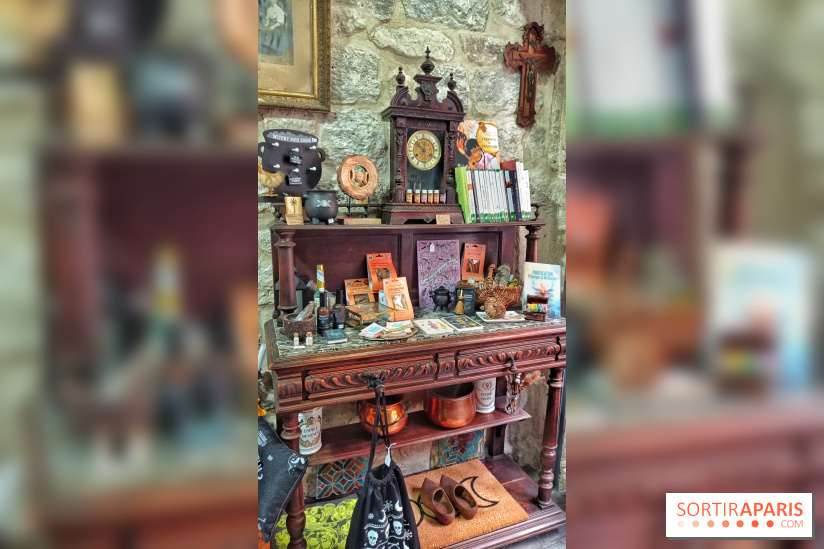 L'Esprit du Chaudron, le repaire des sorcières parisiennes